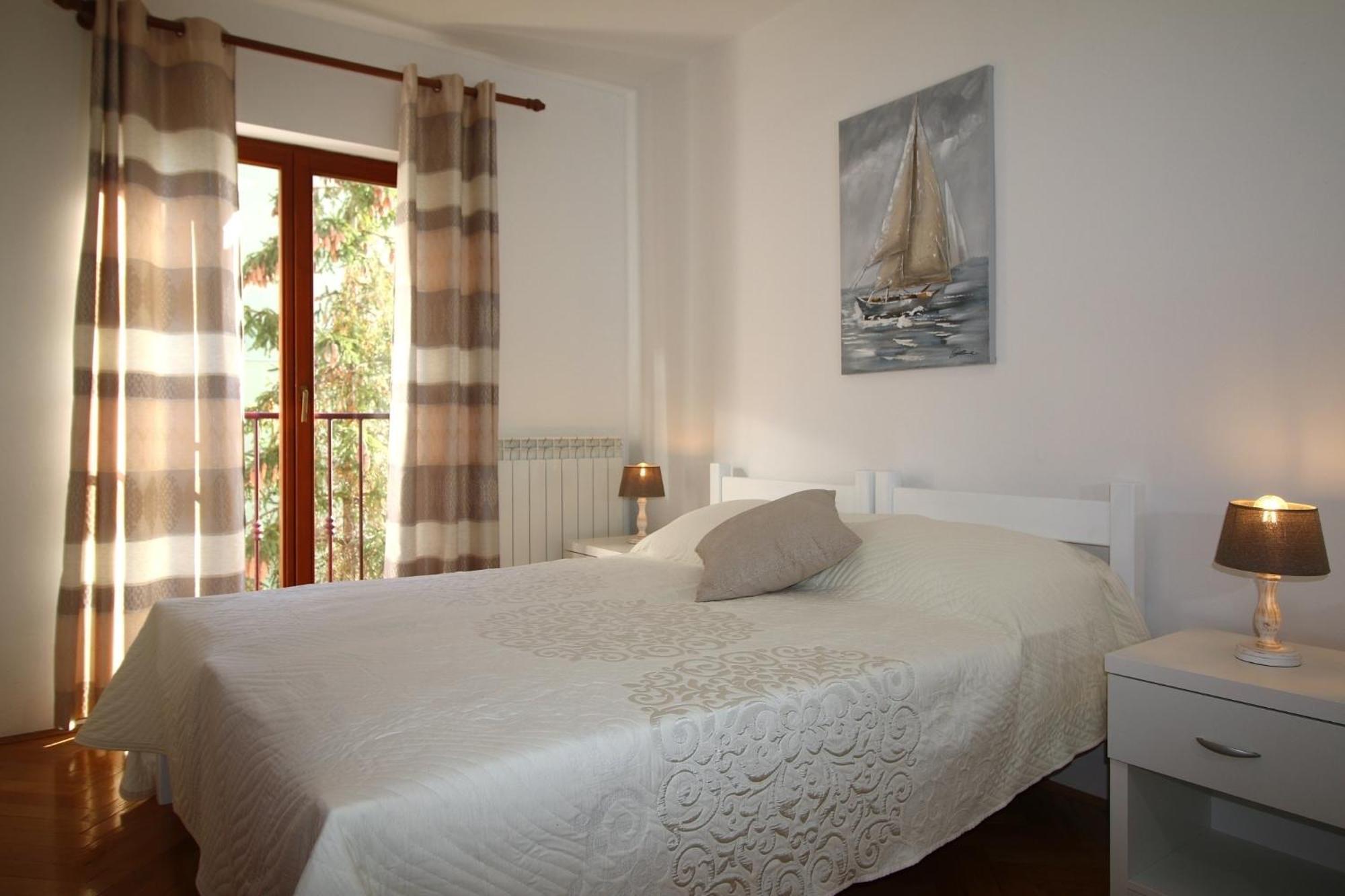 Apartments With A Parking Space Rabac, Labin - 7429 Phòng bức ảnh